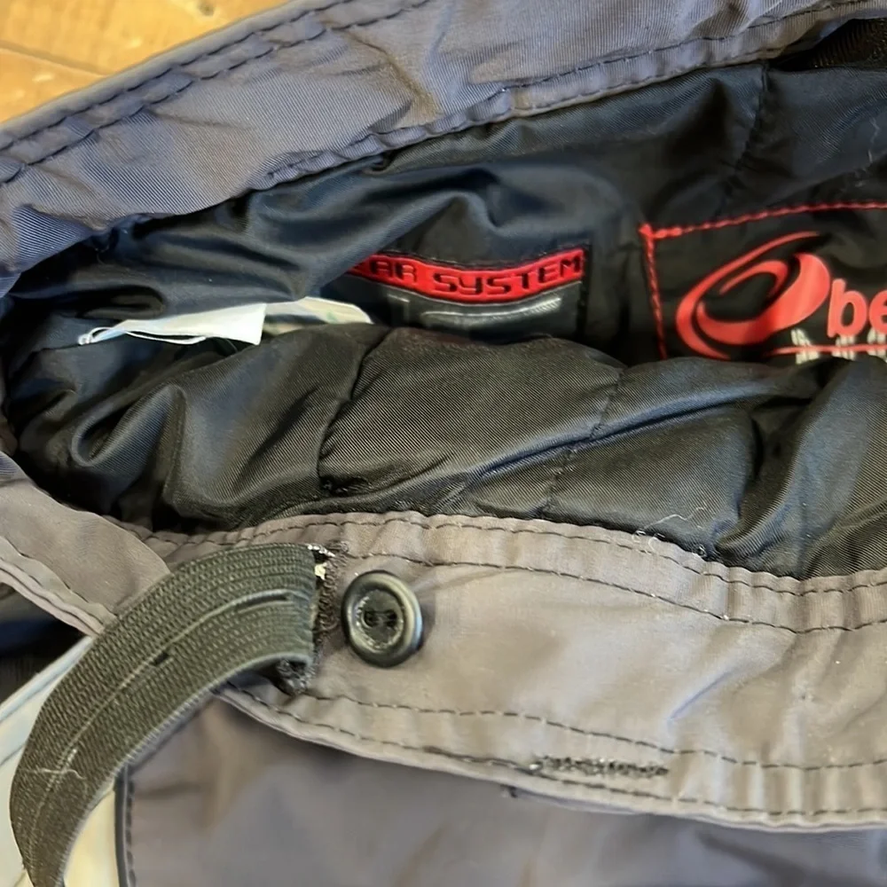 Obermeyer Mach one gray insulated snow pants